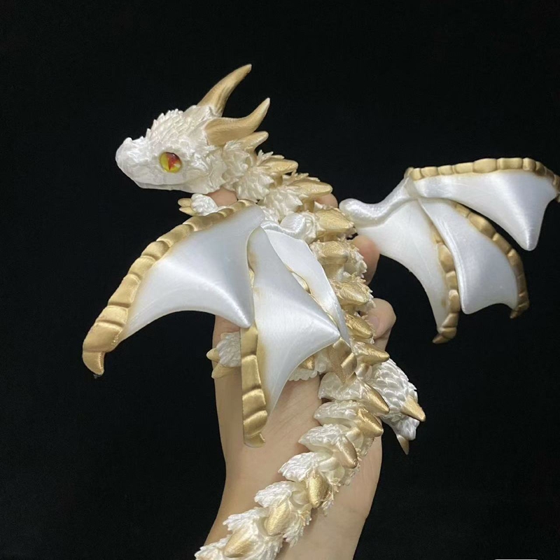 무작위 눈을 가진 3D 인쇄 날개 달린 캐리지 드래곤  - 3D Printing App 리뷰 및 가격